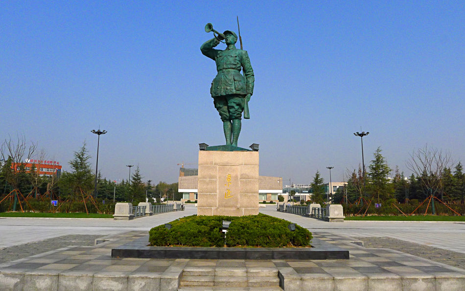 红色之旅手牵手、尼尔员工心连心——公司组织党员、退伍军人赴盐城新四军纪念馆参观