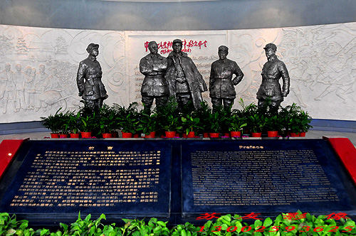 红色之旅手牵手、尼尔员工心连心——公司组织党员、退伍军人赴盐城新四军纪念馆参观