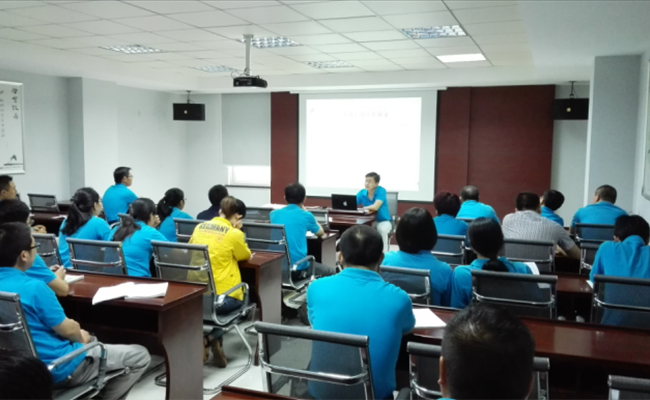 走出去、请进来，走出去、回来讲——公司探索培训新模式