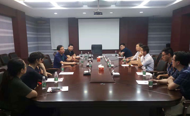 1555492225745404.jpg 尼尔新闻图片内页1.jpg